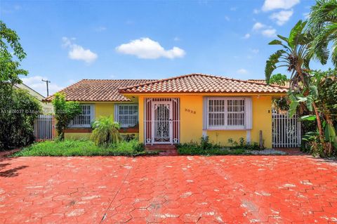 3038 SW 7th St Miami FL 33135
