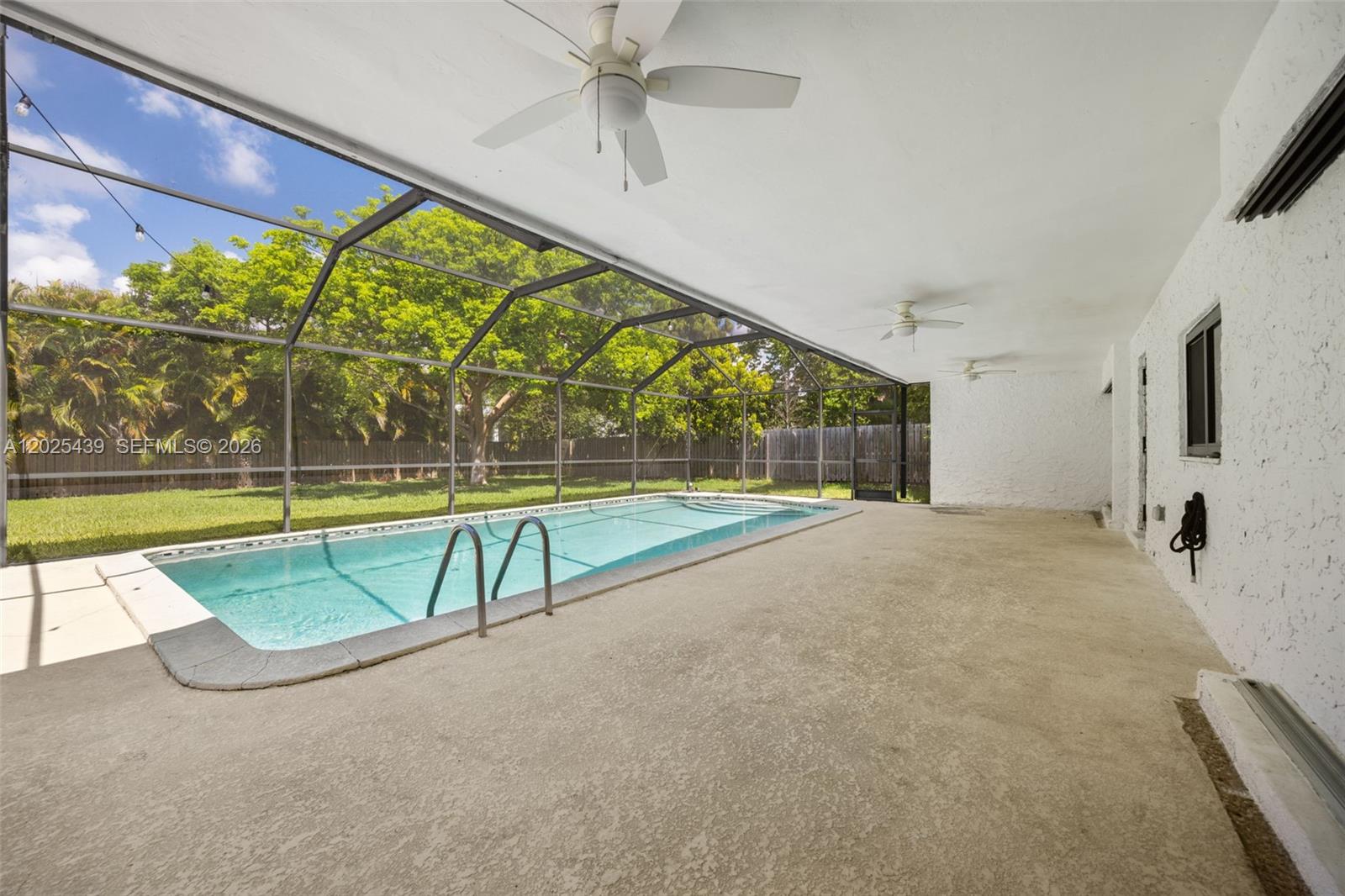 KINGS BAY SUB - Residential