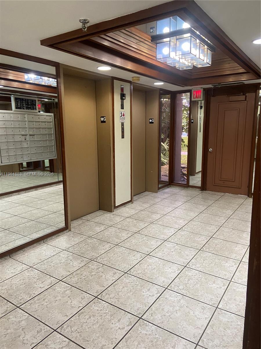 COCO WOOD CONDO - Residential