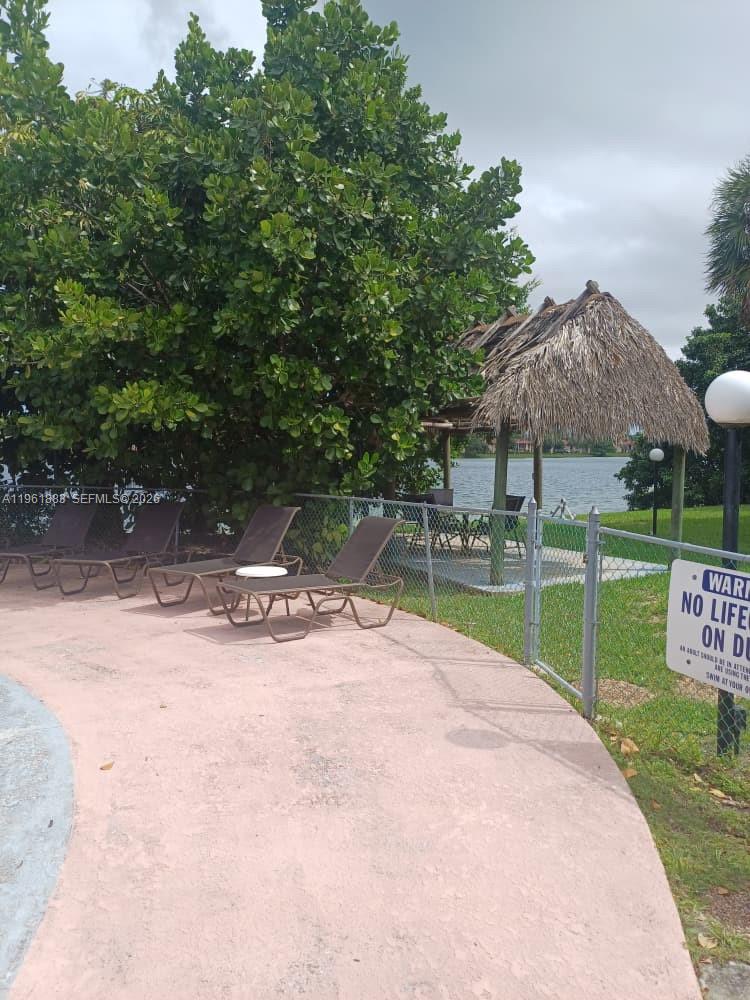 COCO WOOD CONDO - Residential