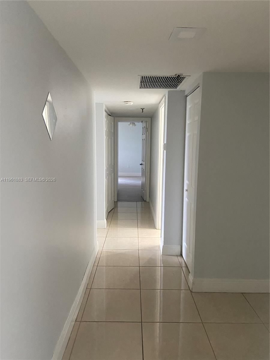 COCO WOOD CONDO - Residential