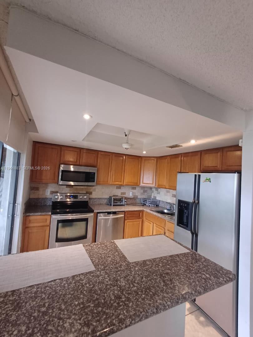 COCO WOOD CONDO - Residential