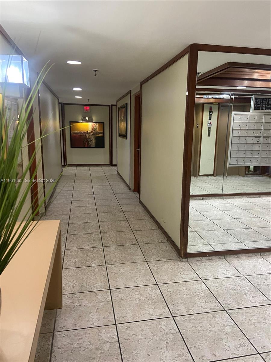 COCO WOOD CONDO - Residential