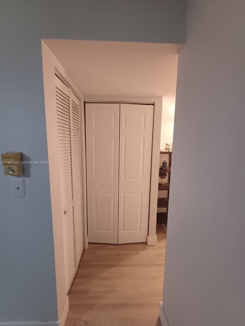 COCO WOOD CONDO - Residential