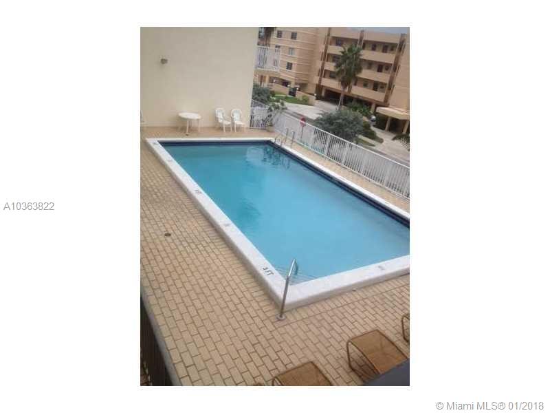 VENICE ISLE CONDO - Residential