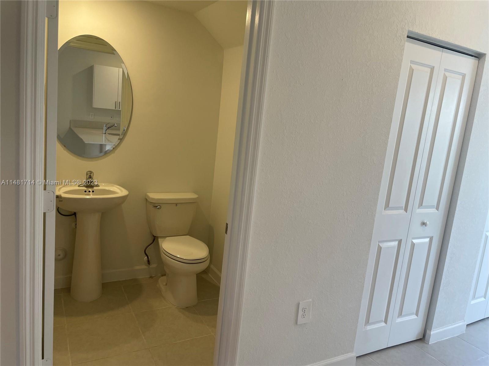 HARMONY PARC - Residential Lease