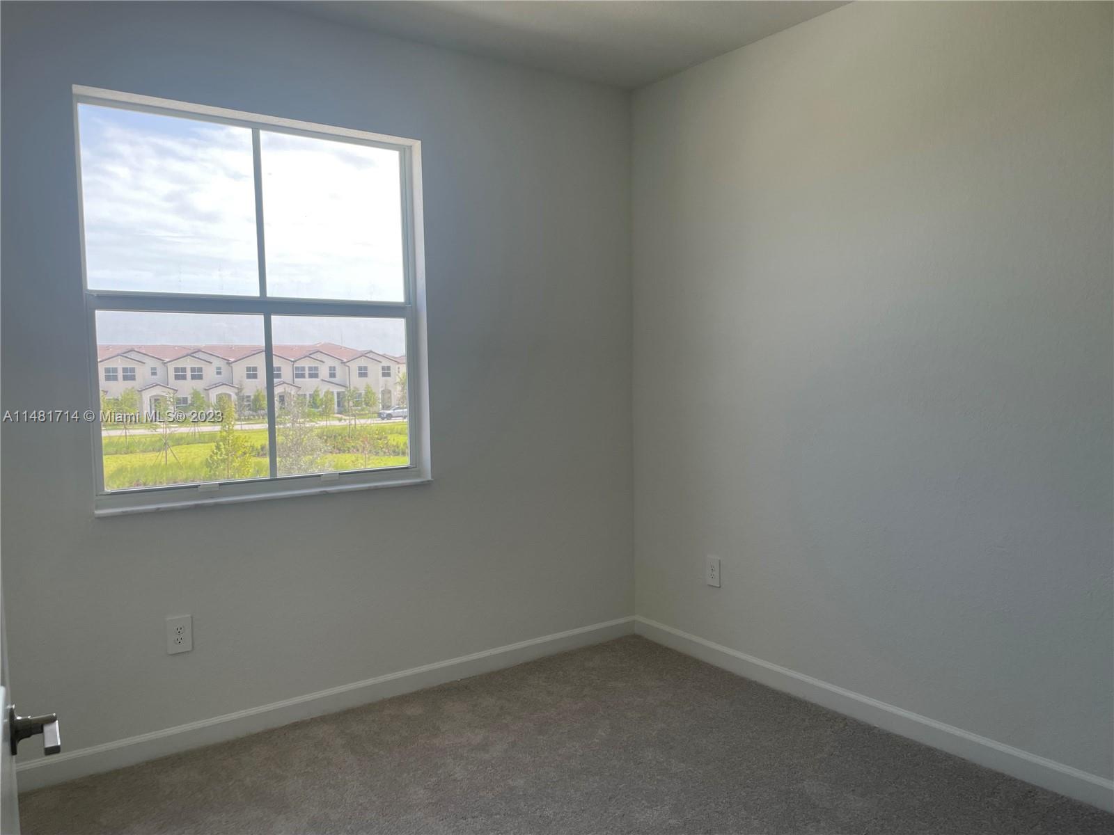 HARMONY PARC - Residential Lease
