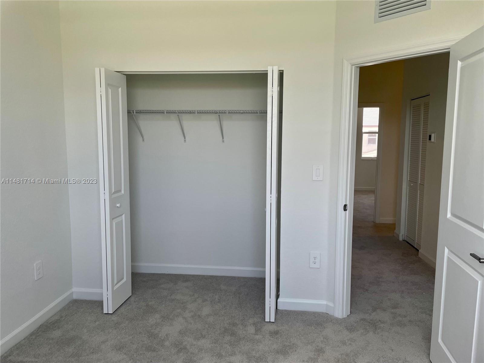HARMONY PARC - Residential Lease