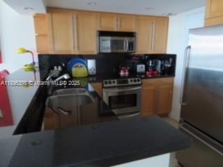 345 OCEAN DR 320