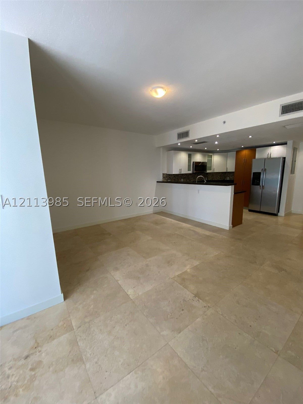 170 SE 14th St 2203