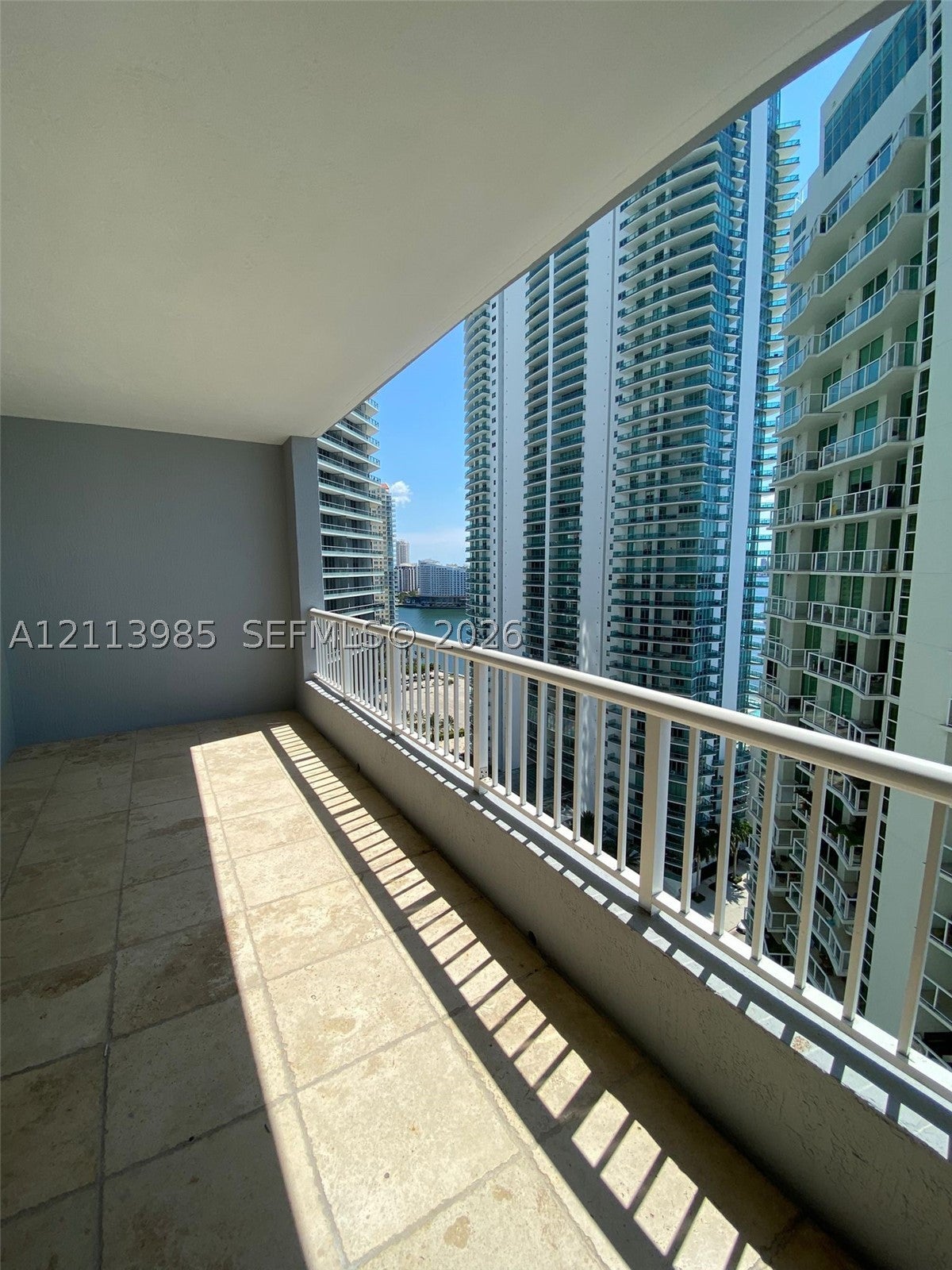 170 SE 14th St 2203