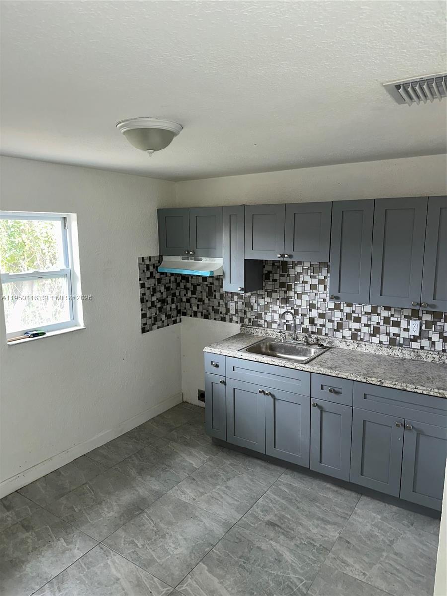 RIVIERA IN PB 2 - Residential Lease