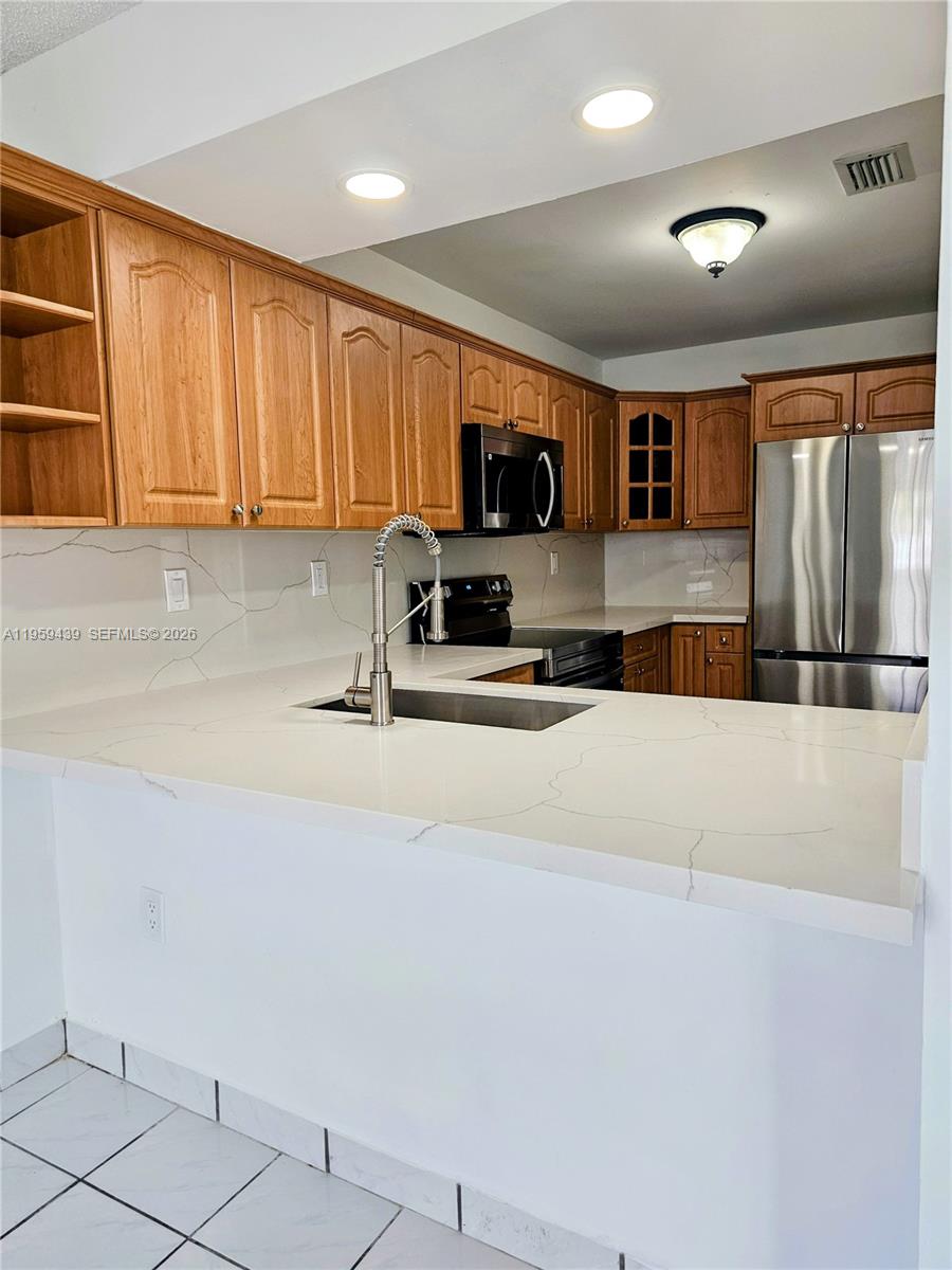 AMERICAN HOMES - Residential