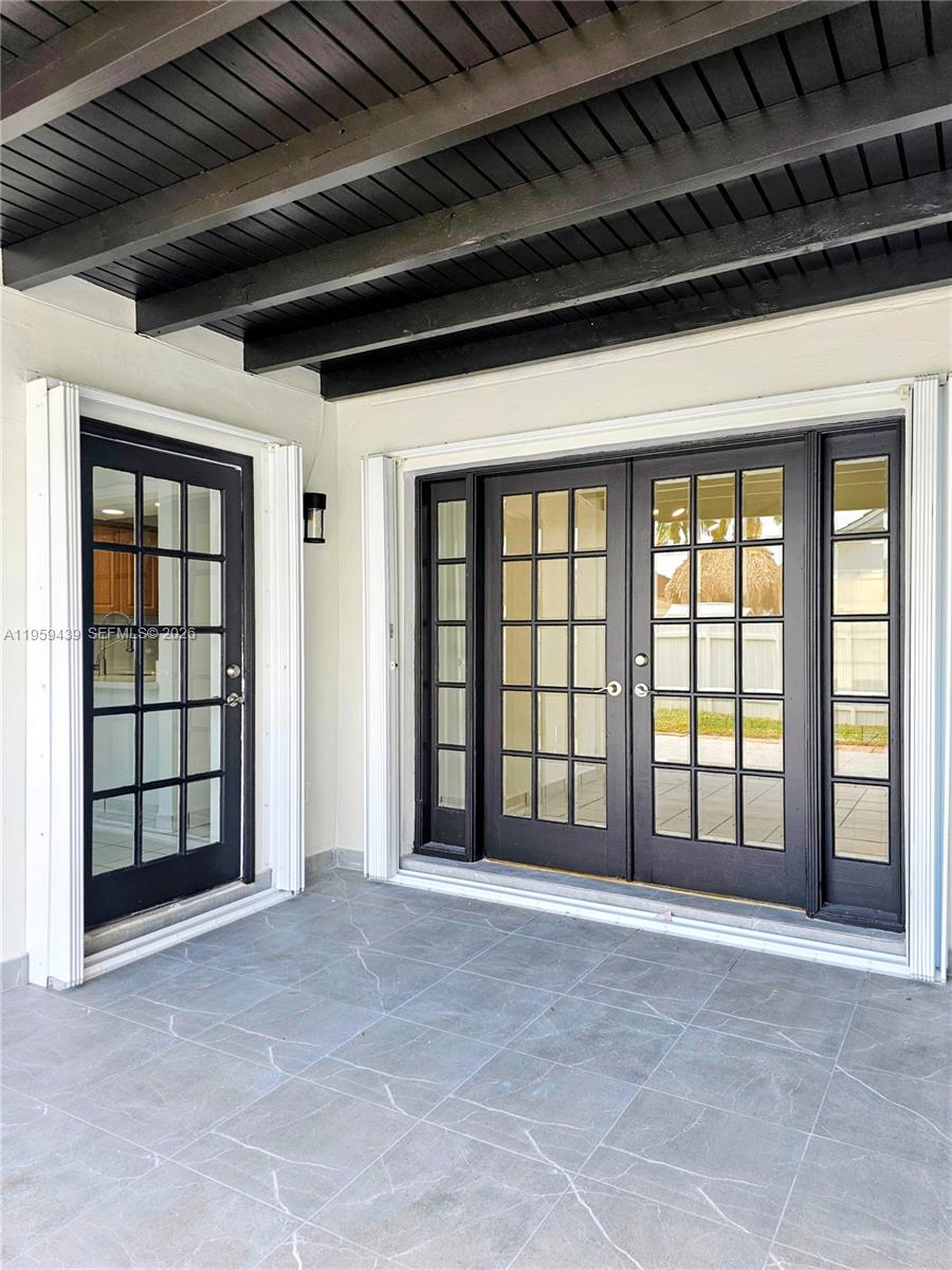 AMERICAN HOMES - Residential