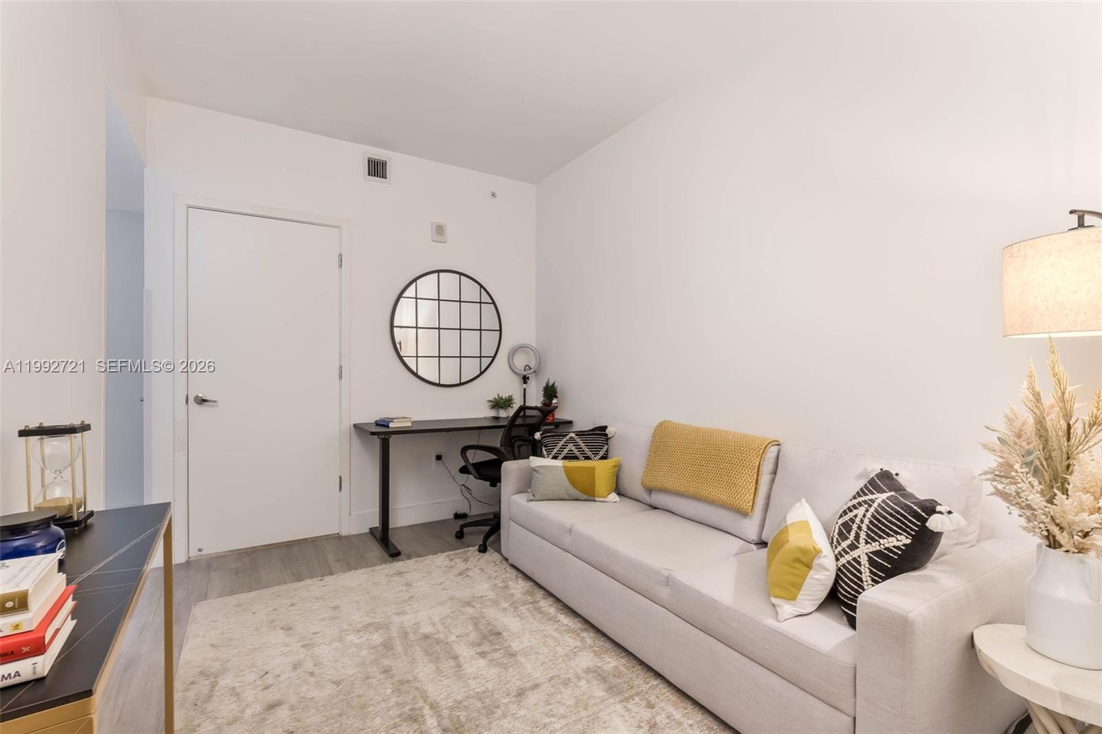 1010 BRICKELL CONDO - Residential Lease