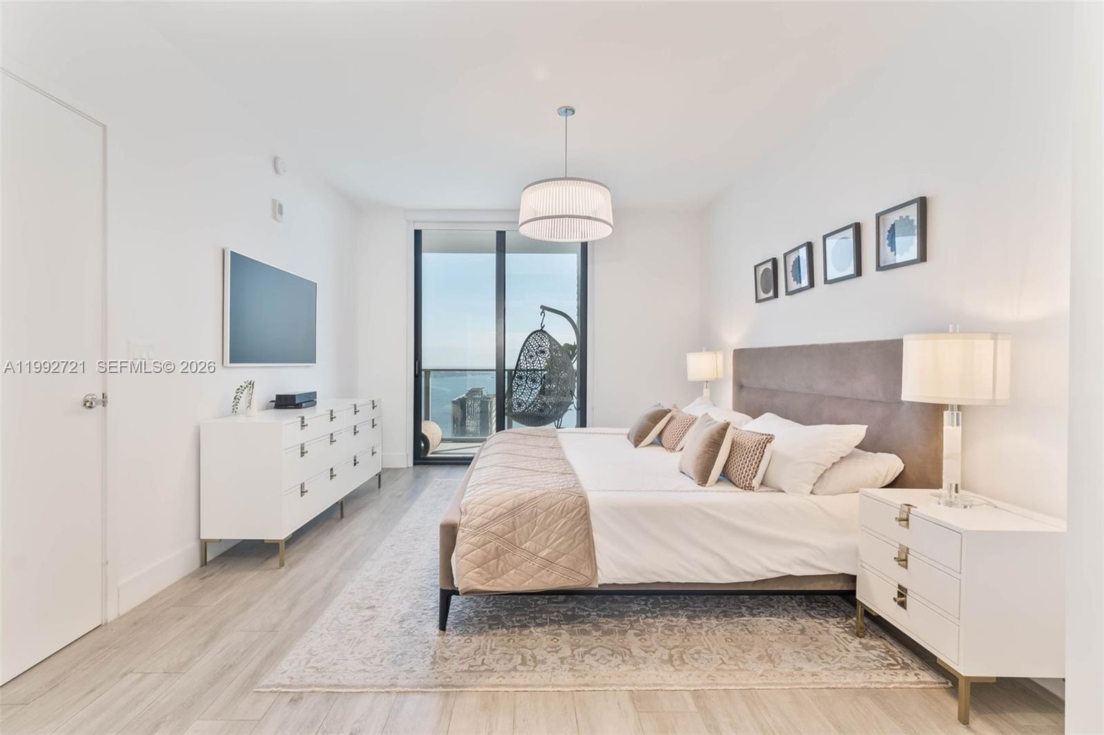 1010 BRICKELL CONDO - Residential Lease