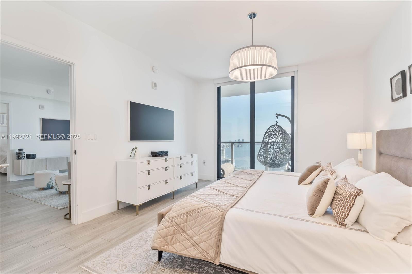 1010 BRICKELL CONDO - Residential Lease