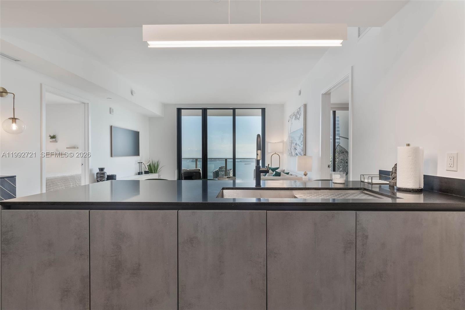 1010 BRICKELL CONDO - Residential Lease