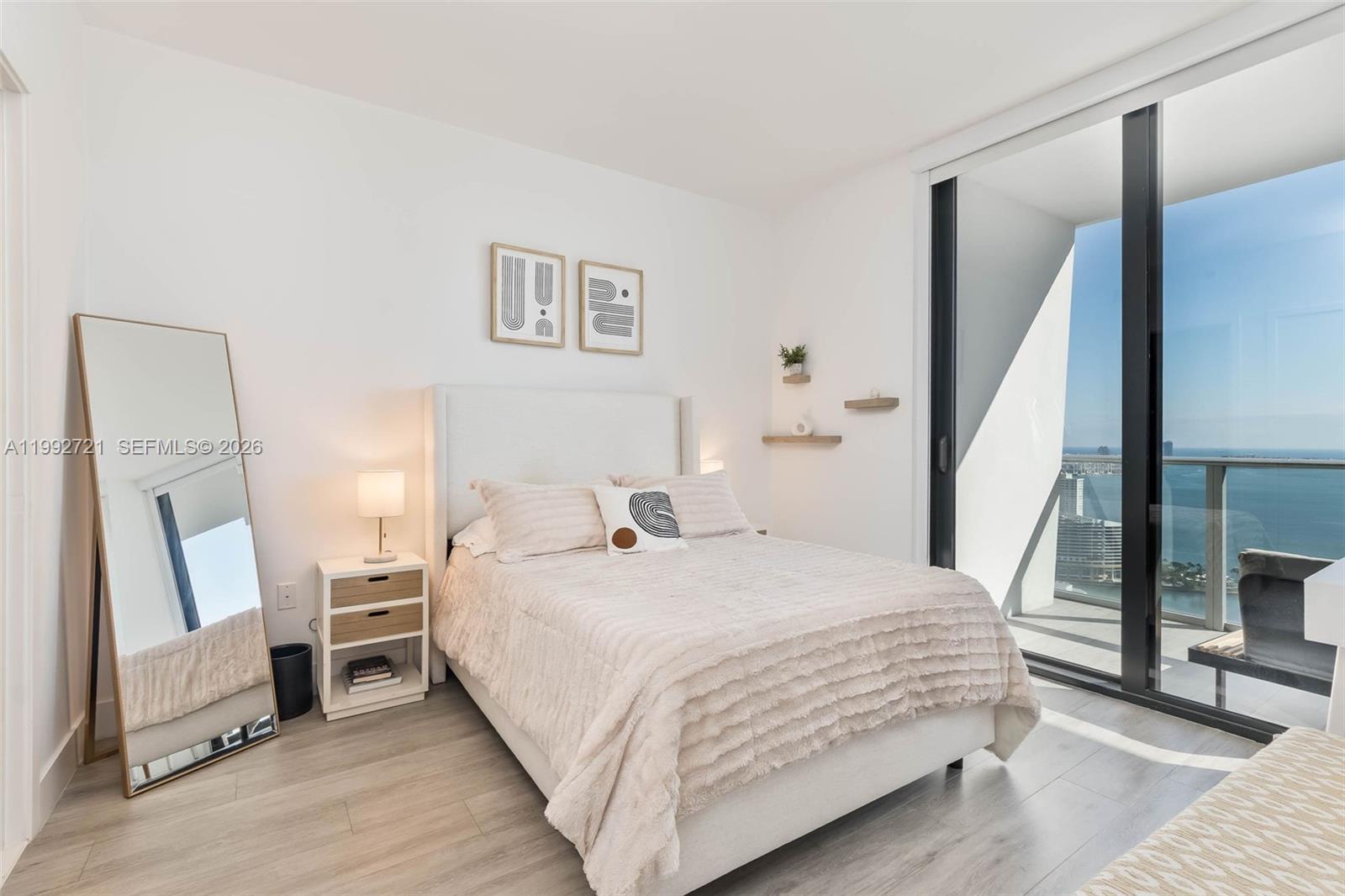 1010 BRICKELL CONDO - Residential Lease