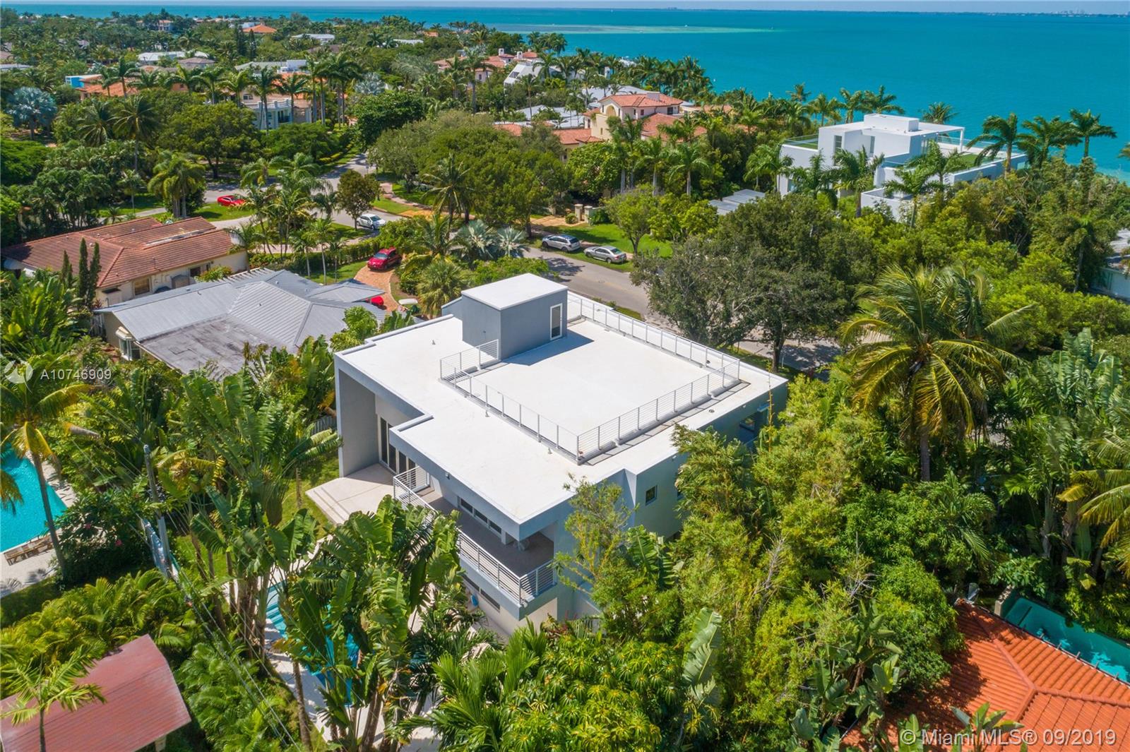 TROPICAL ISLE HOMES SUB 3 - Residential