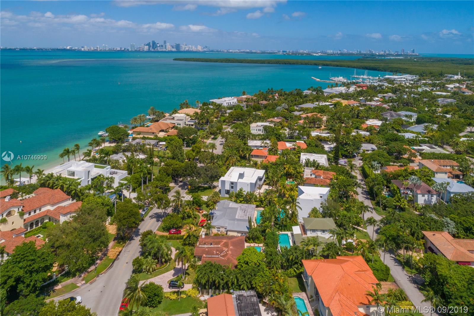 TROPICAL ISLE HOMES SUB 3 - Residential