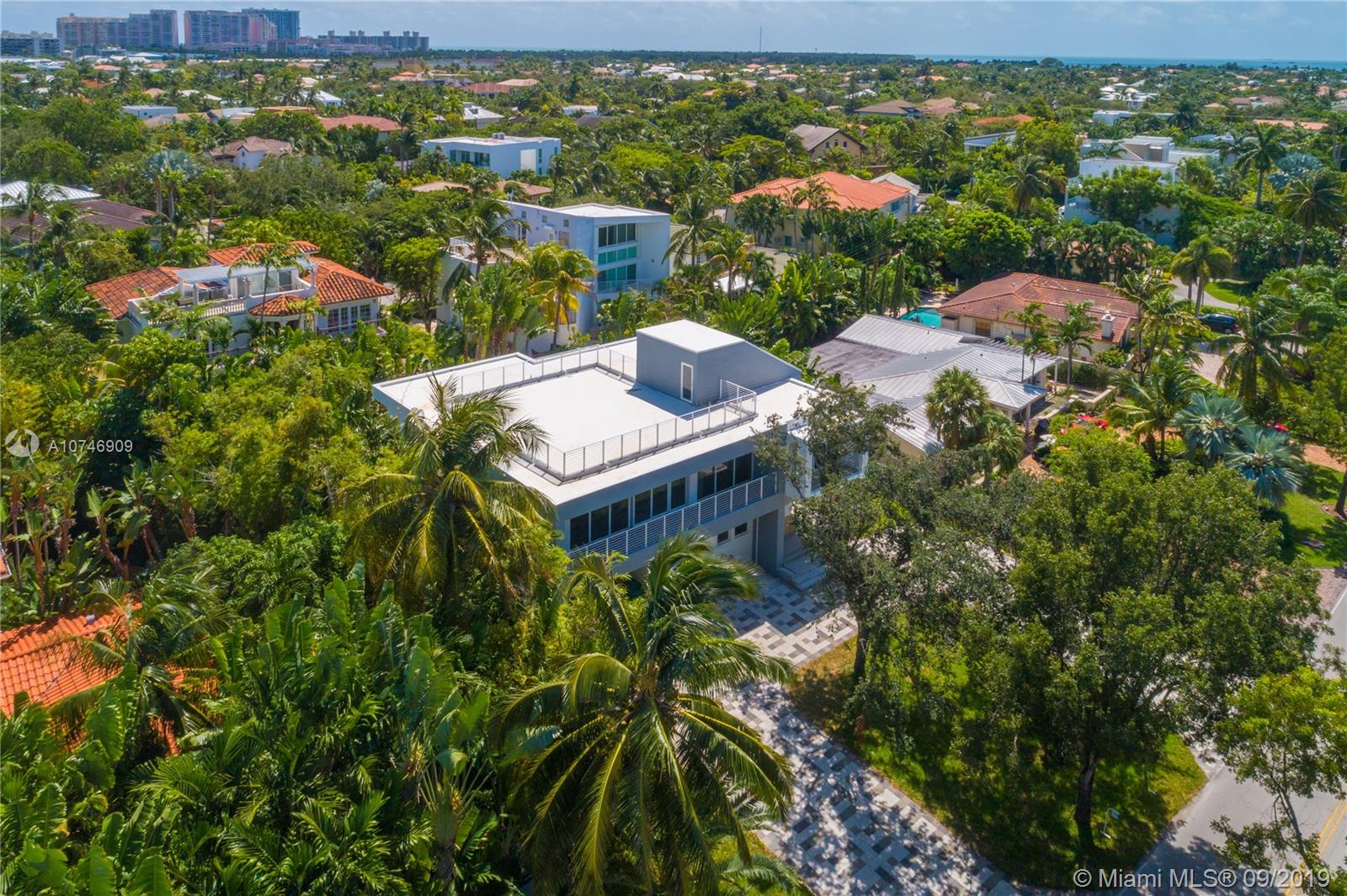 TROPICAL ISLE HOMES SUB 3 - Residential