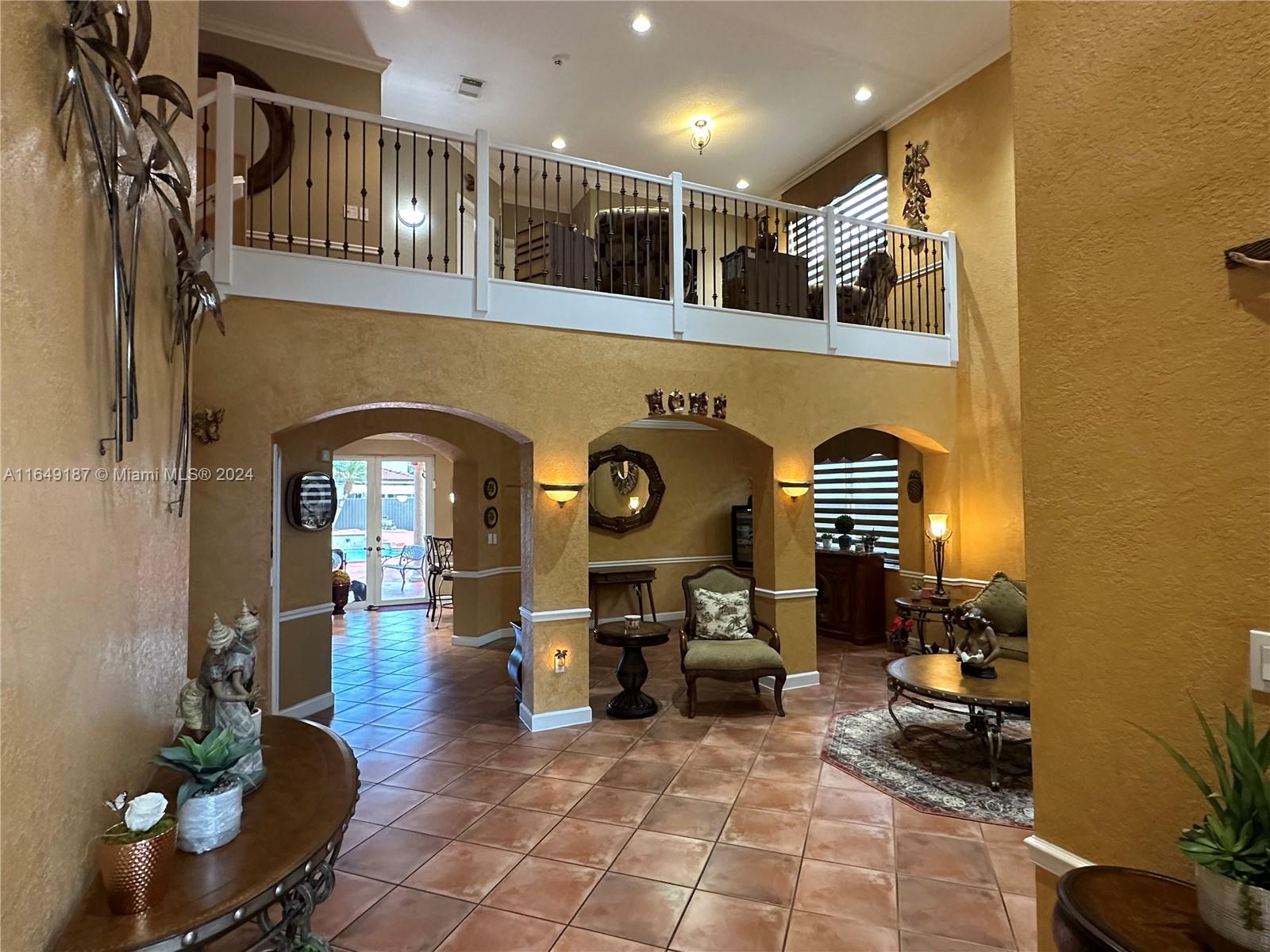CRESTVIEW LAKES - Residential