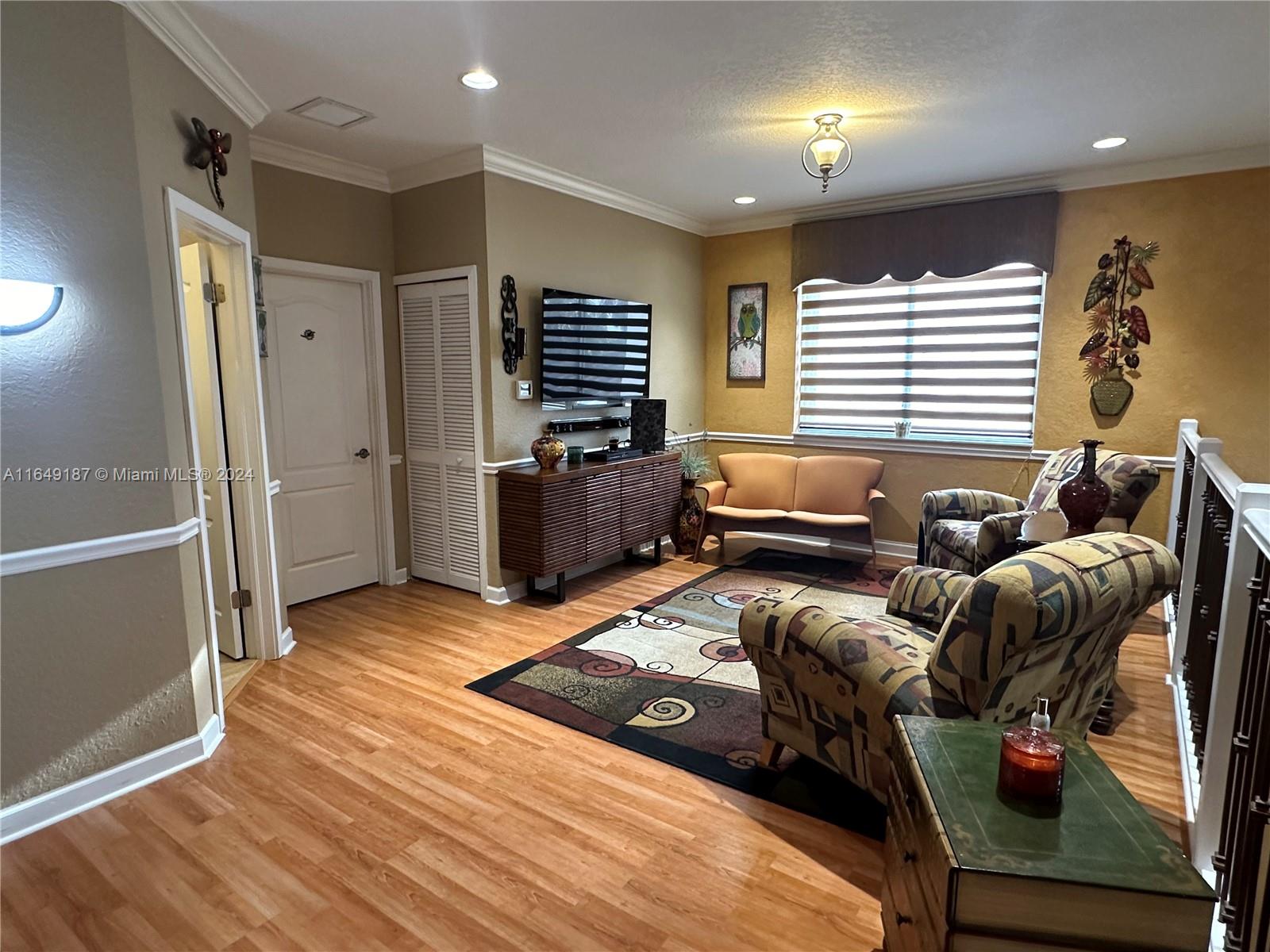 CRESTVIEW LAKES - Residential