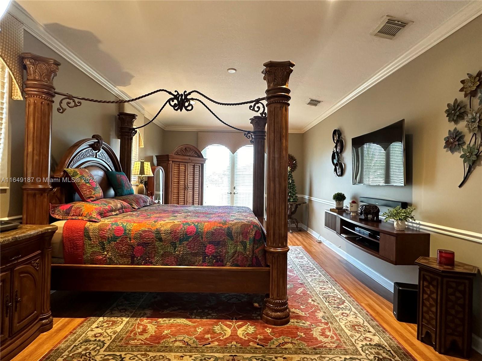CRESTVIEW LAKES - Residential