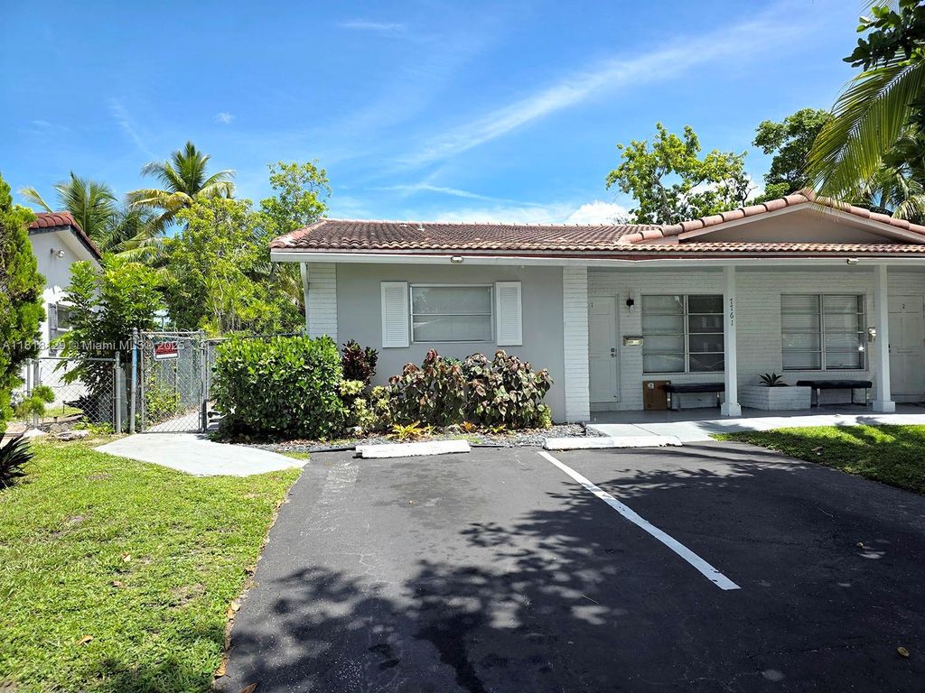 Photo of 7761 NW 42nd Pl #1, Coral Springs, FL 33065 (MLS # A11818129)