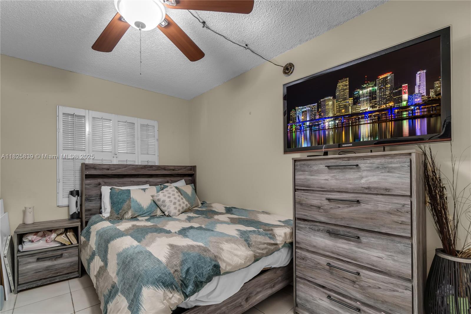 THE HORIZONS WEST CONDO # - Residential