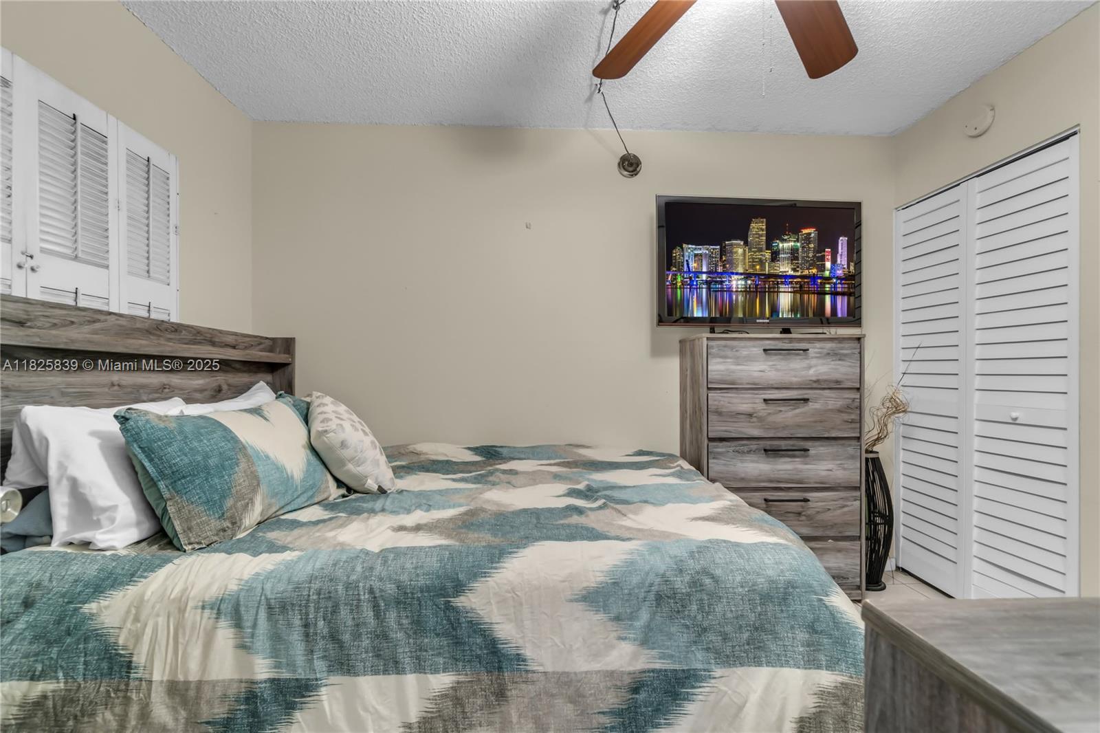 THE HORIZONS WEST CONDO # - Residential