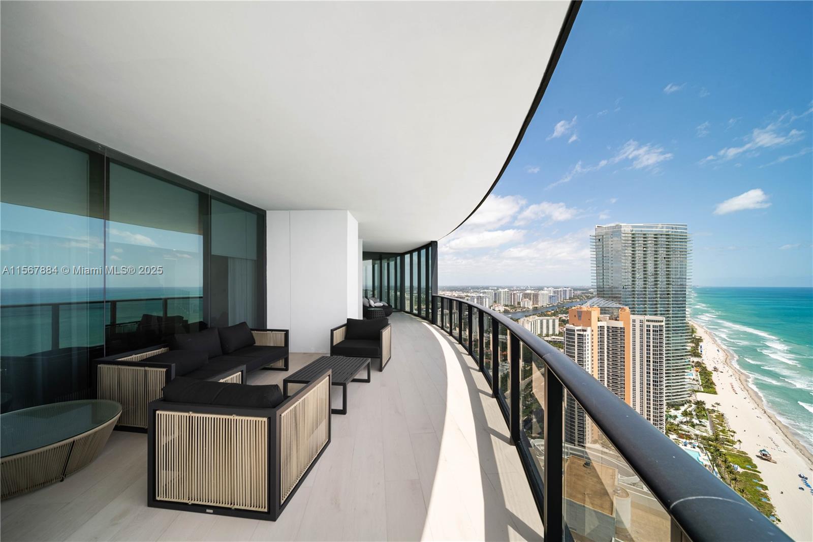 18555 COLLINS AVENUE COND - Residential