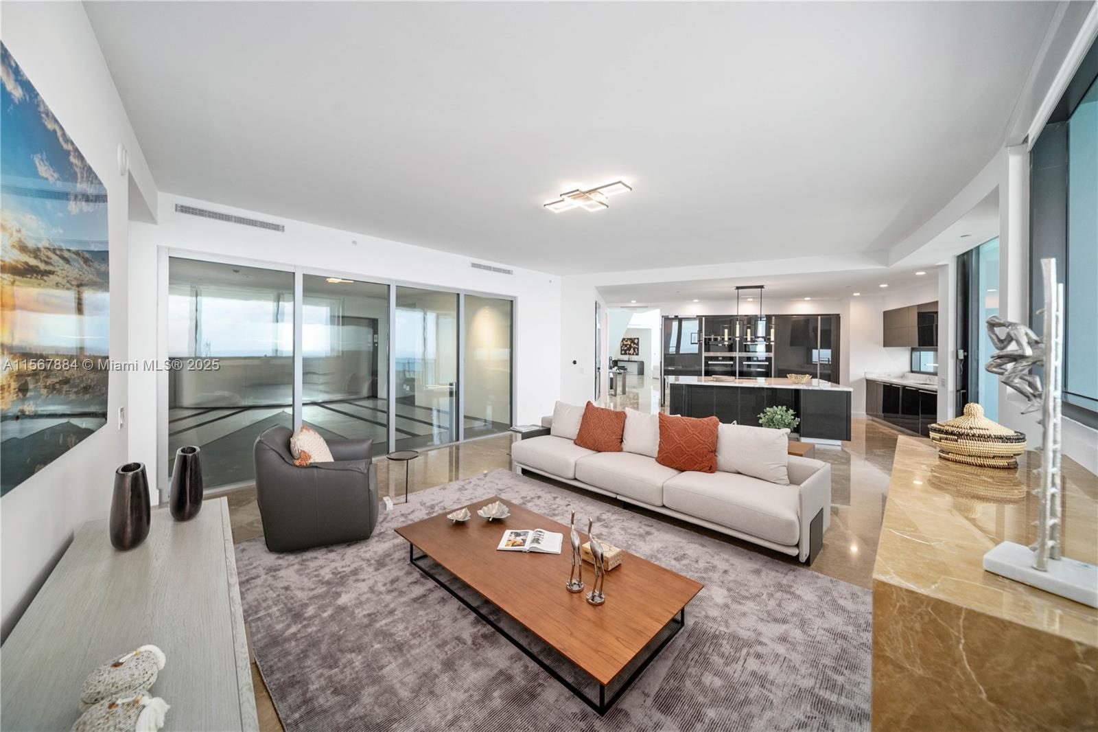 18555 COLLINS AVENUE COND - Residential