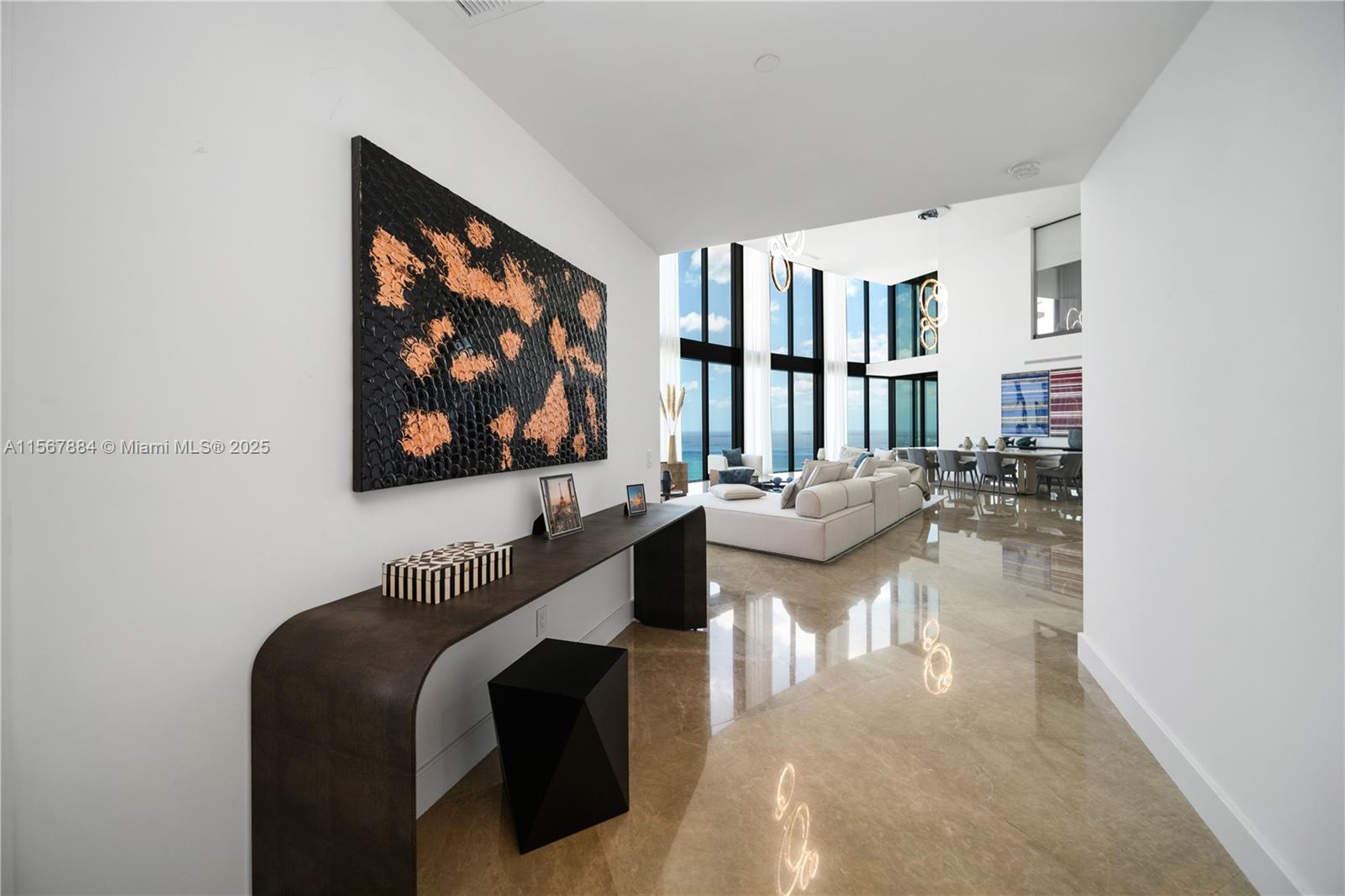 18555 COLLINS AVENUE COND - Residential