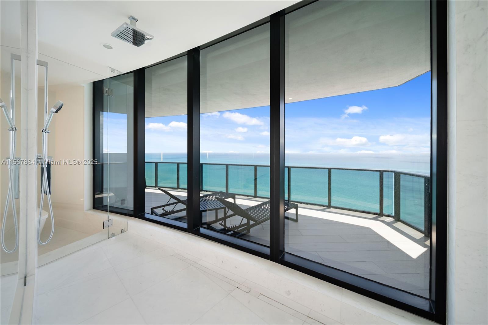 18555 COLLINS AVENUE COND - Residential