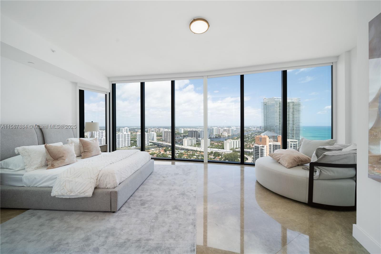 18555 COLLINS AVENUE COND - Residential