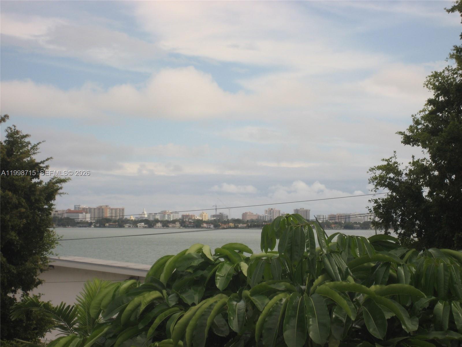 NORTH BAY VILLAS CONDO - Residential Lease