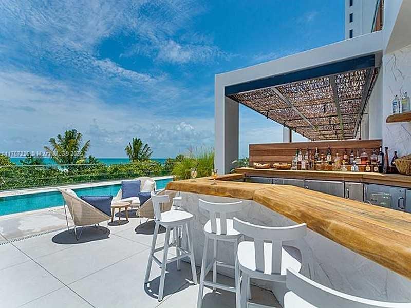 RONEY PALACE CONDO - Residential Lease