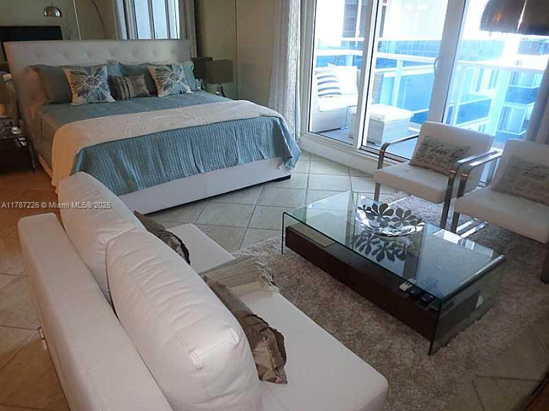 RONEY PALACE CONDO - Residential Lease