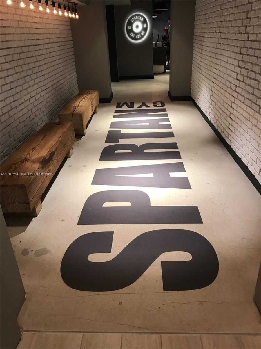 RONEY PALACE CONDO - Residential Lease