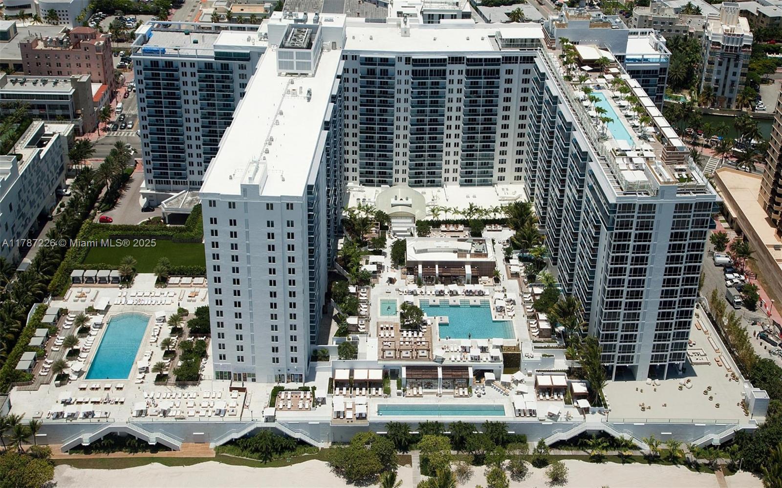 RONEY PALACE CONDO - Residential Lease
