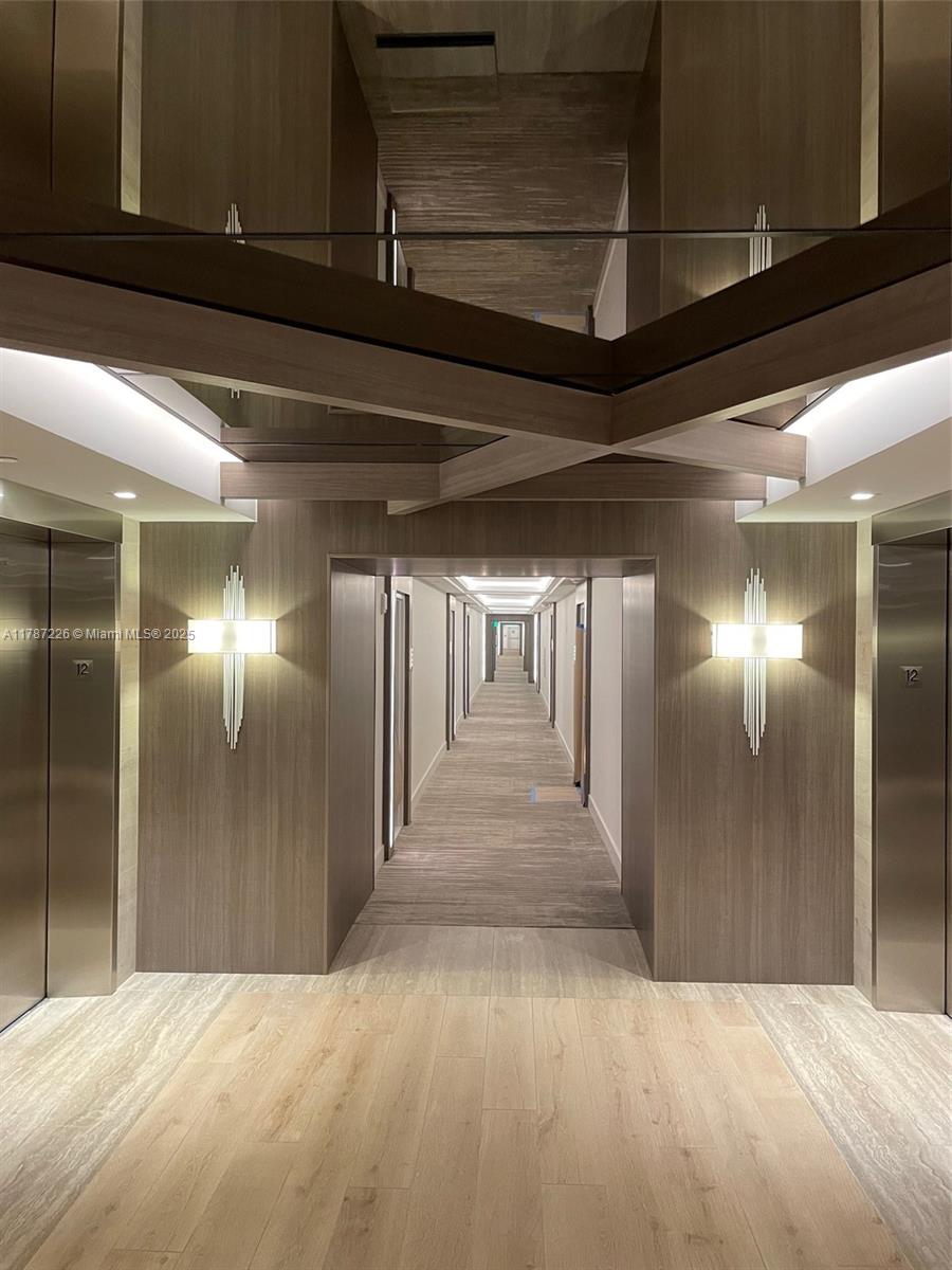 RONEY PALACE CONDO - Residential Lease