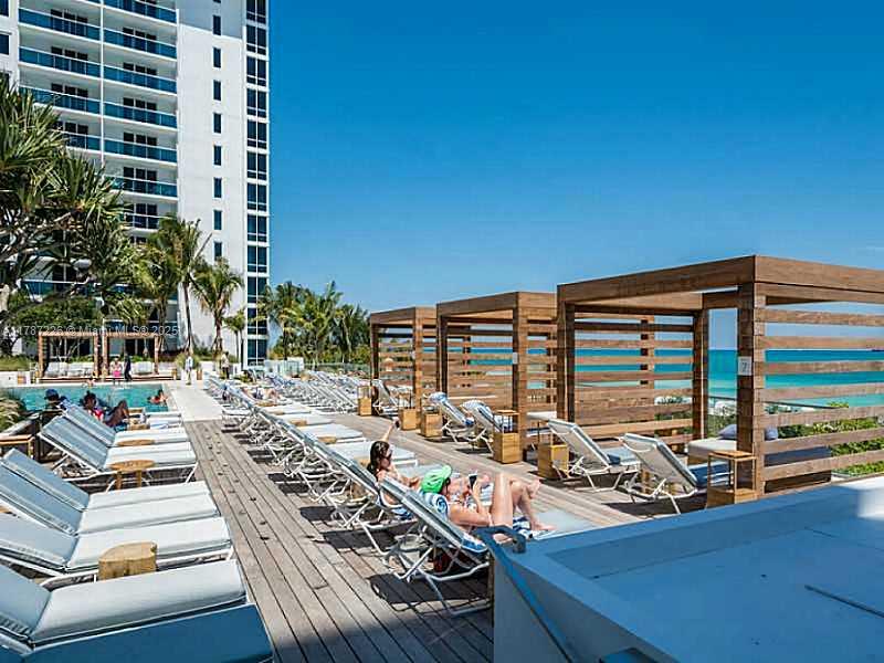 RONEY PALACE CONDO - Residential Lease