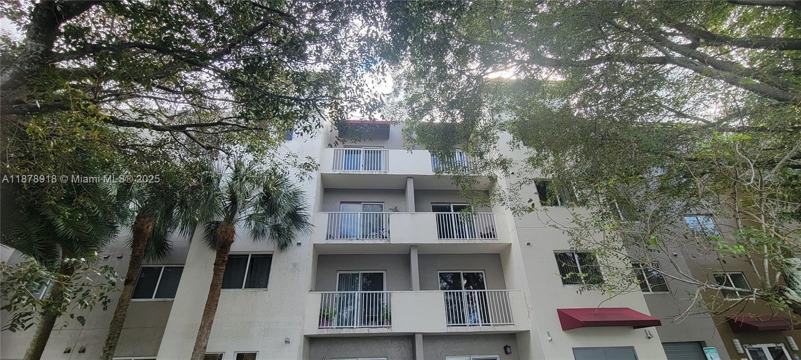 PARADISE POINTE CONDO - Residential Lease