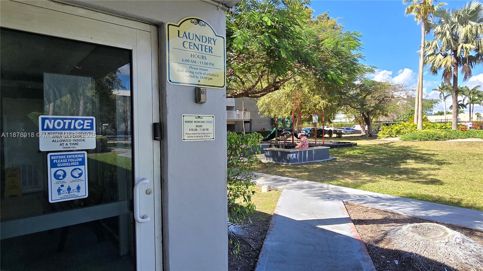 PARADISE POINTE CONDO - Residential Lease