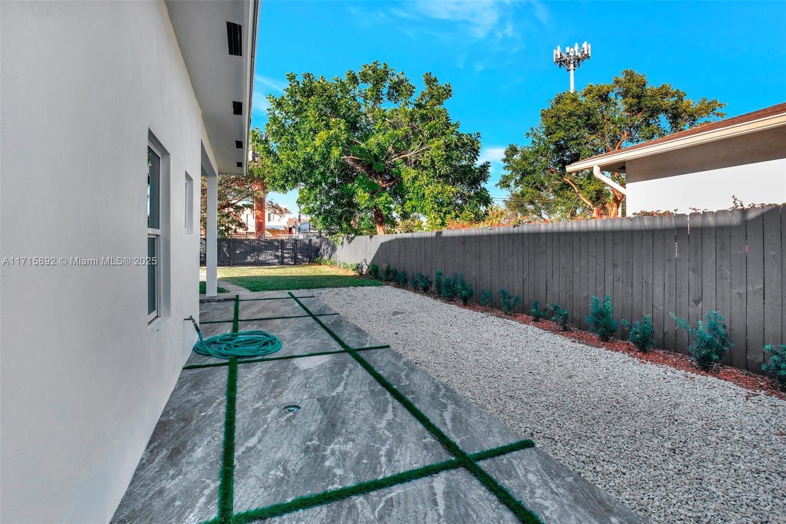 CARVER RANCHES SECOND ADD - Residential