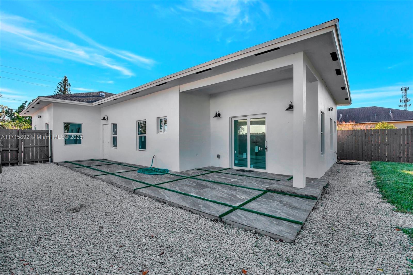 CARVER RANCHES SECOND ADD - Residential