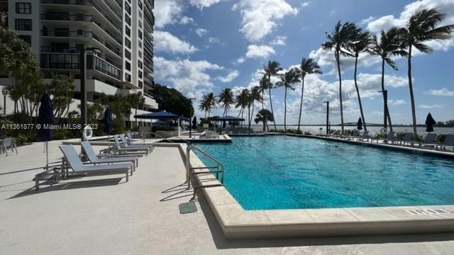 Brickell Bay Club - Residential