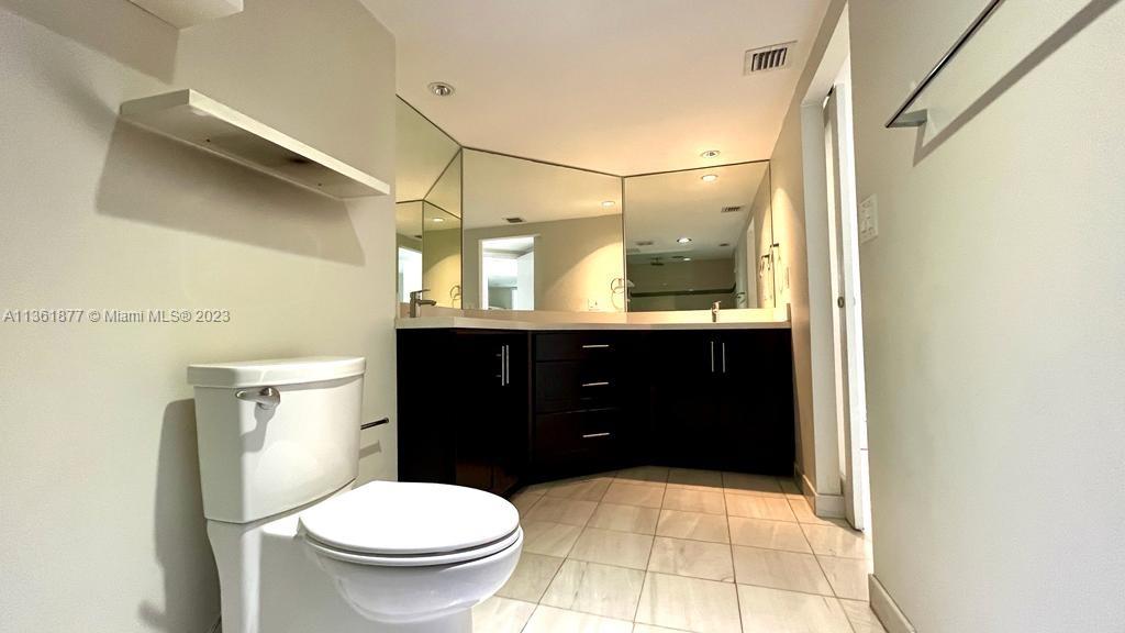 Brickell Bay Club - Residential